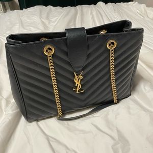 COPY - Saint Laurent Monogram Matelasse Shopper T…